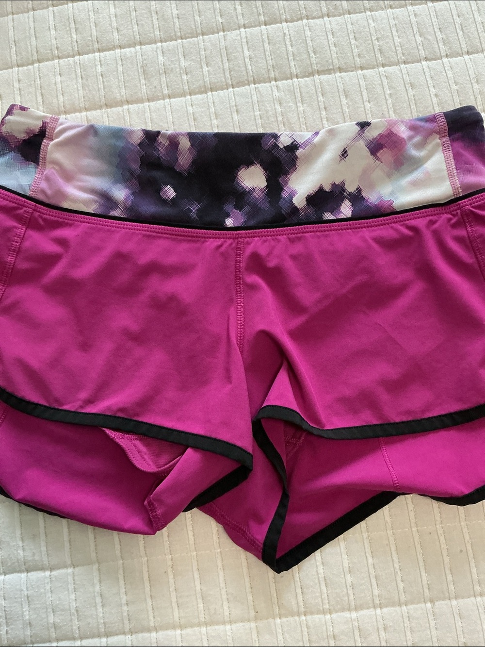 Lululemon Speed Up Pink/Raspberry Running Shorts Size 4 Blooming Pixie 2.5”